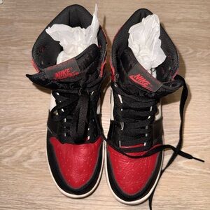 Nike High-Top Sneakers in Black, Red, White